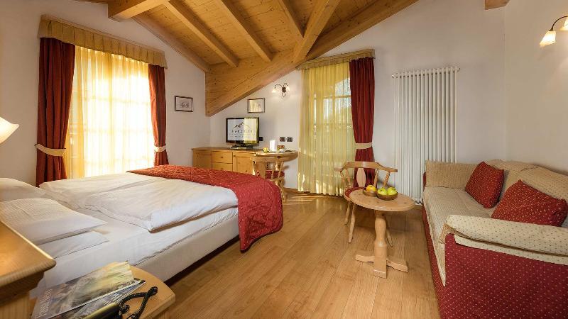 Romantic Charming Hotel Rancolin Moena Exterior foto
